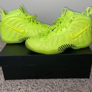 ❗️SOLD Nike Little Posite❗️